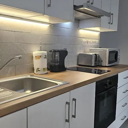 Historia Apartment